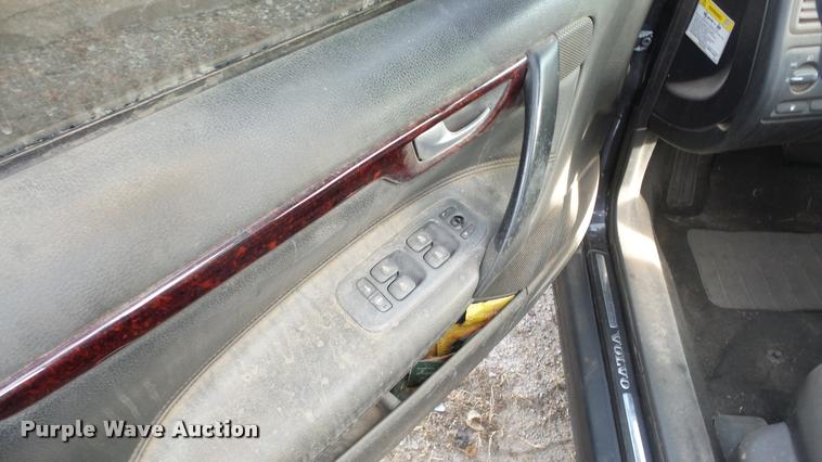 image for item DA2199 2002 Volvo S60