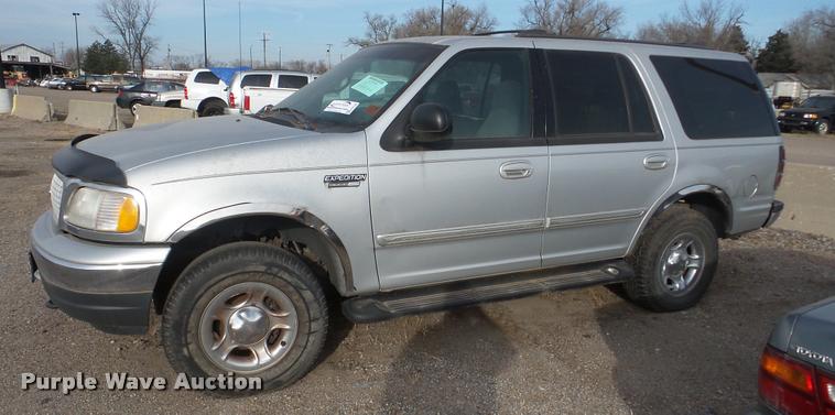 image for item DA2200 1999 Ford Expedition SUV