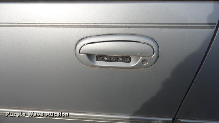 image for item DA2200 1999 Ford Expedition SUV