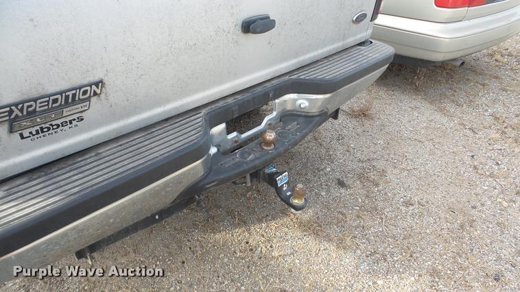 image for item DA2200 1999 Ford Expedition SUV