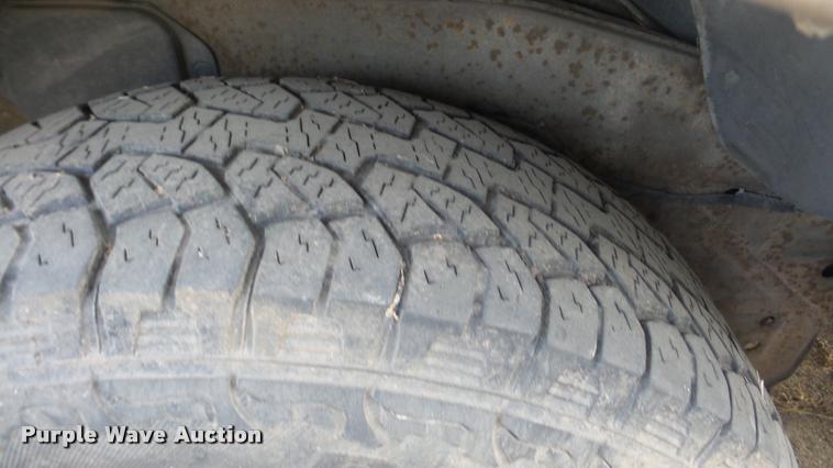 image for item DA2200 1999 Ford Expedition SUV