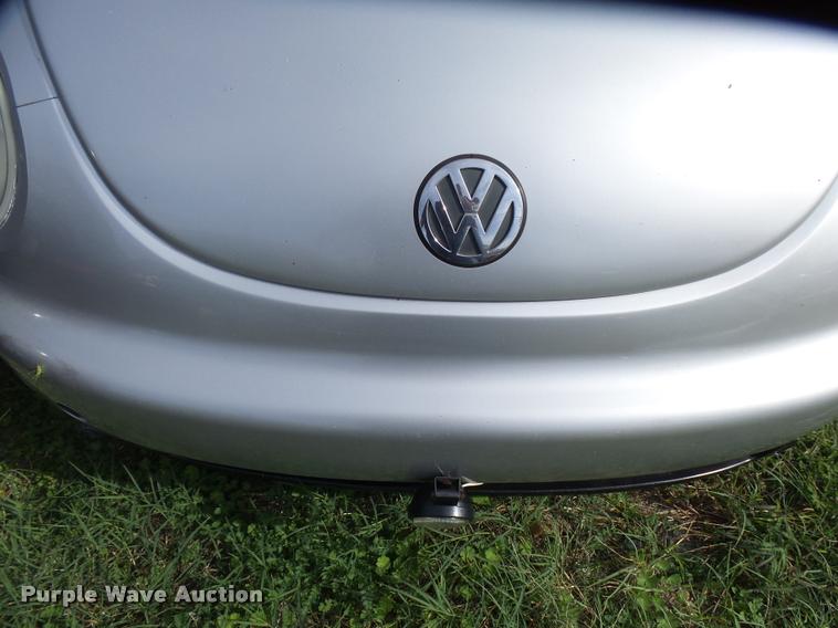 image for item L3318 2001 Volkswagen New Beetle