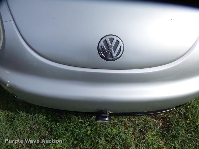 image for item L3318 2001 Volkswagen New Beetle
