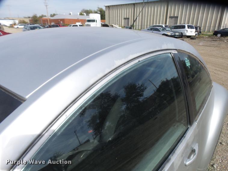 image for item L3318 2001 Volkswagen New Beetle