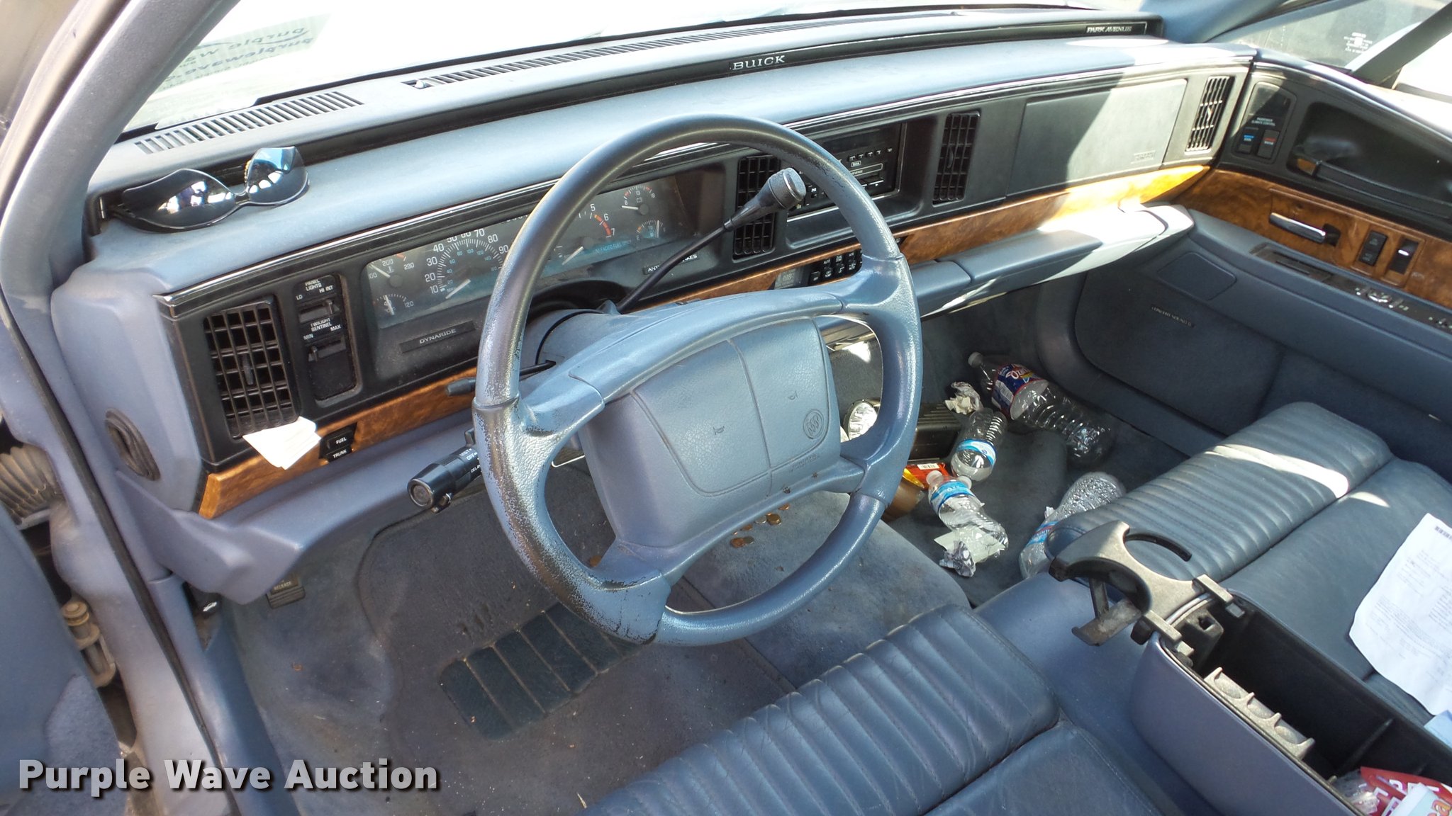 1994 Buick Park Avenue in Wichita, KS | Item DA2162 sold | Purple Wave
