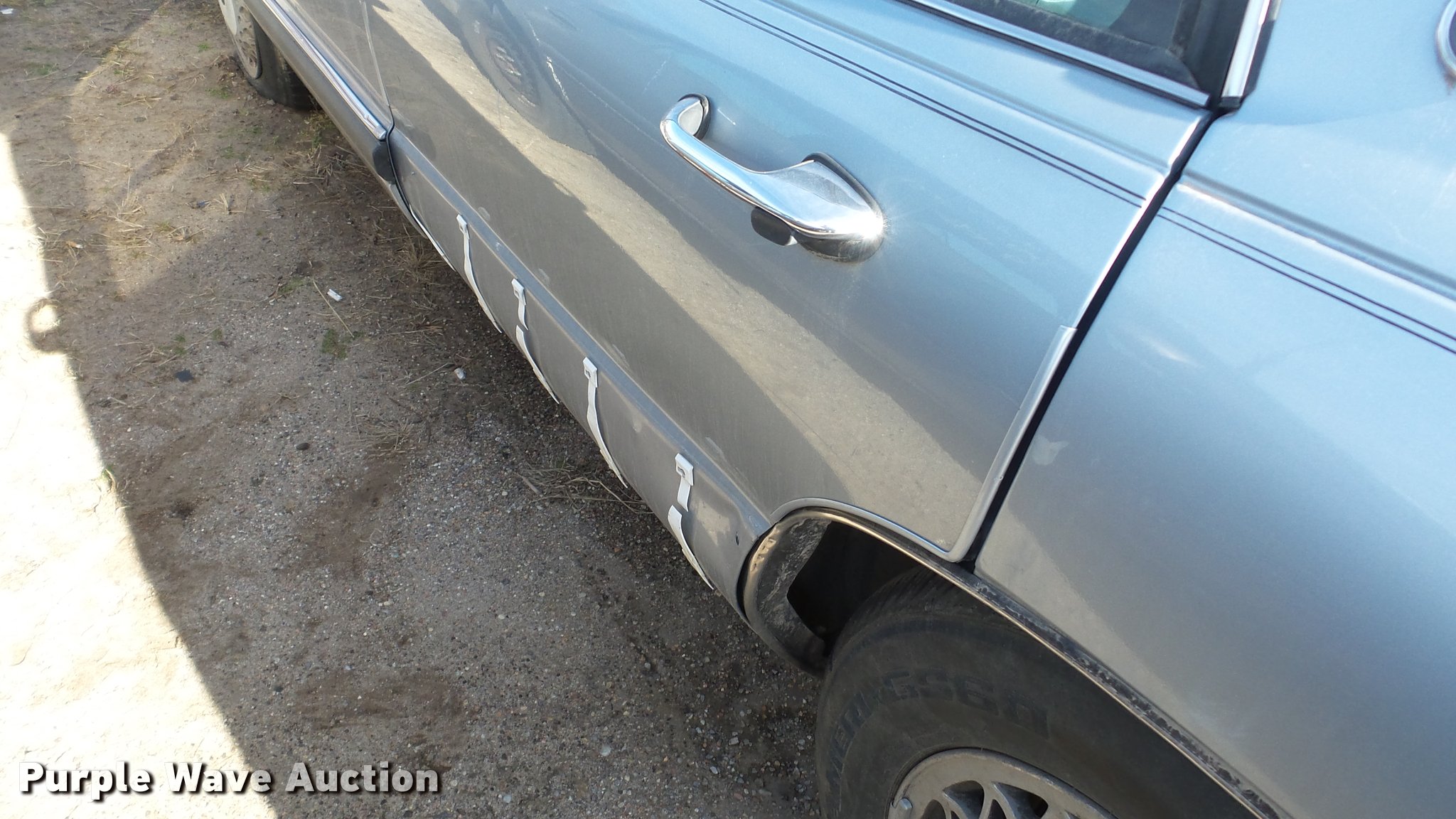 1994 Buick Park Avenue in Wichita, KS | Item DA2162 sold | Purple Wave