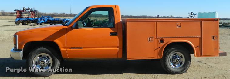 image for item BK9307 1999 Chevrolet 2500 utility truck