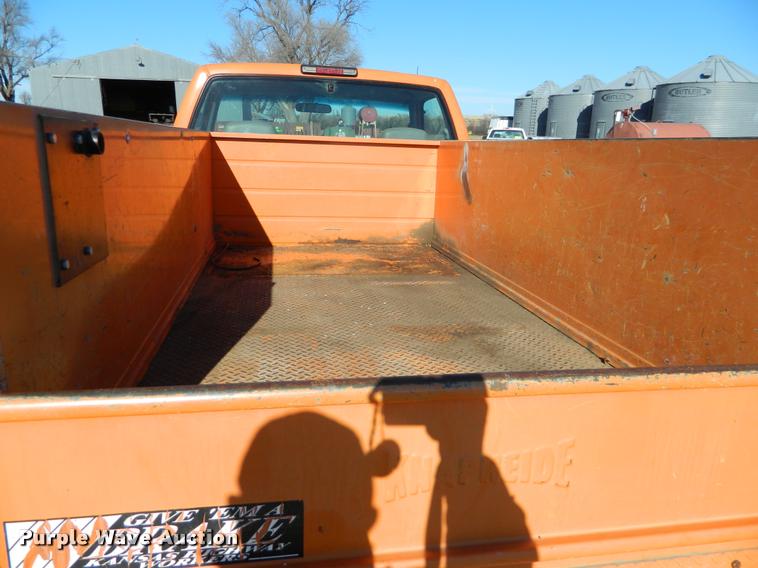 image for item BK9307 1999 Chevrolet 2500 utility truck