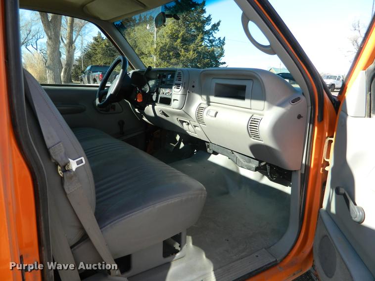 image for item BK9307 1999 Chevrolet 2500 utility truck