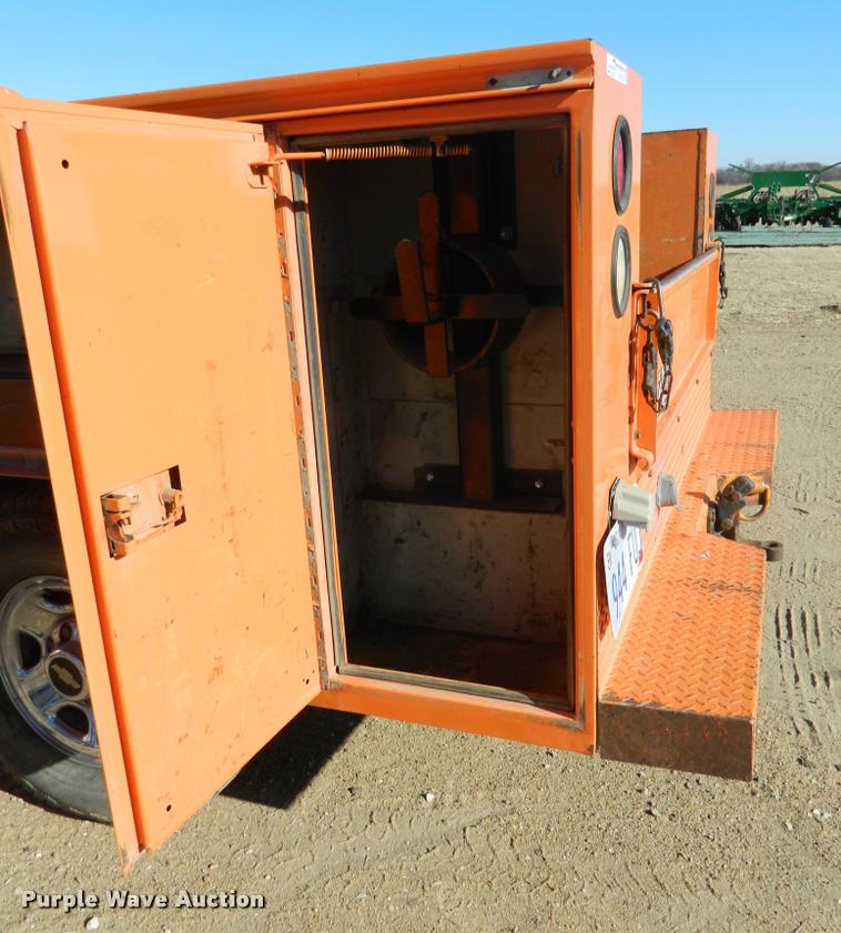 image for item BK9307 1999 Chevrolet 2500 utility truck