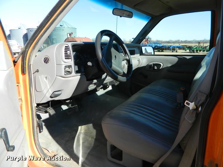 image for item BK9307 1999 Chevrolet 2500 utility truck