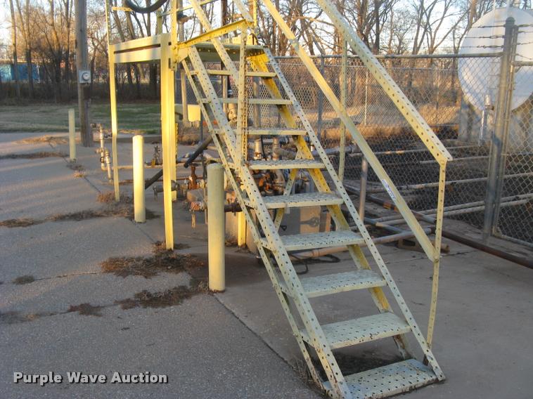 image for item BL9095 Bulk fuel fill center