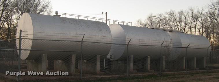 image for item BL9095 Bulk fuel fill center