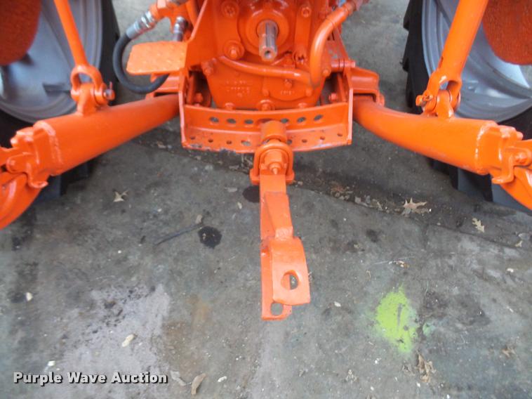 image for item BW9689 Case 830 tractor