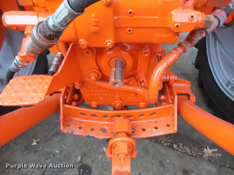 image for item BW9689 Case 830 tractor