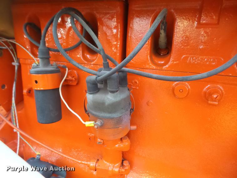 image for item BW9689 Case 830 tractor