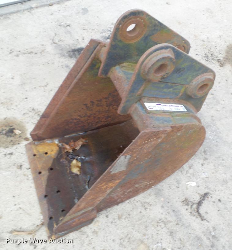 image for item BZ9984 Bobcat excavator bucket