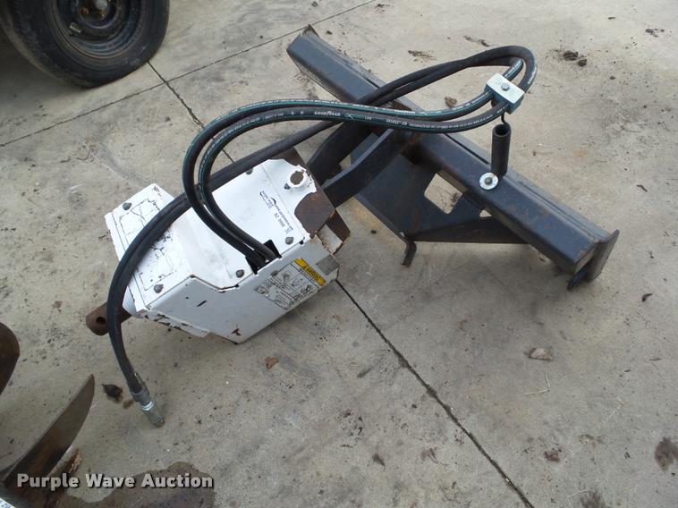 image for item BZ9988 Melroe Bobcat skid steer auger head