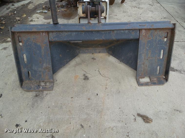 image for item BZ9988 Melroe Bobcat skid steer auger head