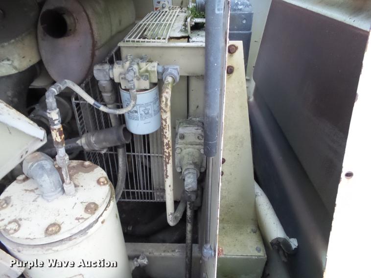 image for item BZ9989 Ingersoll Rand P160WJD air compressor