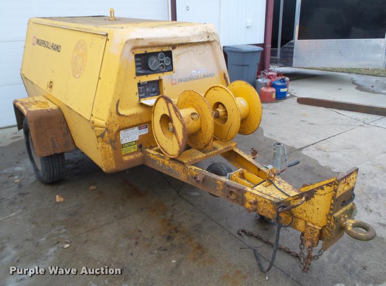 image for item BZ9990 1983 Ingersoll Rand air compressor