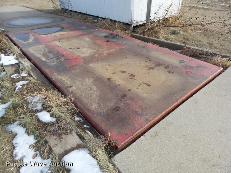 image for item CA9348 Weigh-Tronix scale