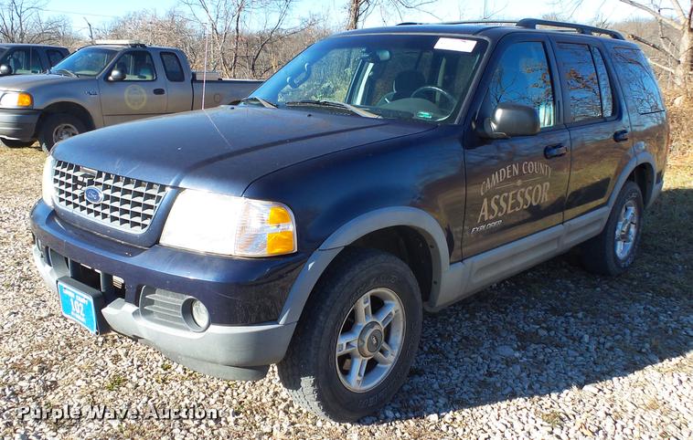 image for item DA2502 2002 Ford Explorer SUV