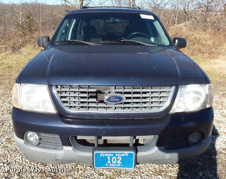 image for item DA2502 2002 Ford Explorer SUV