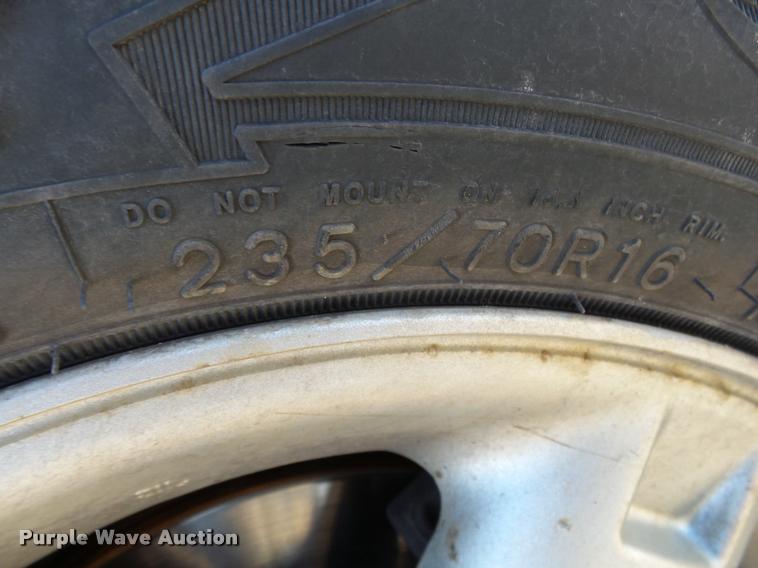 image for item DA2502 2002 Ford Explorer SUV