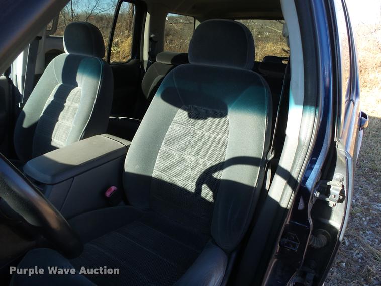 image for item DA2502 2002 Ford Explorer SUV
