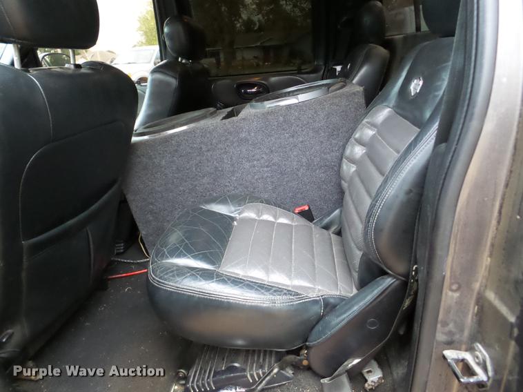 image for item DA2999 2002 Ford F150 Harley Davidson SuperCrew pickup truck