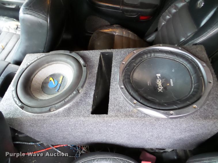 image for item DA2999 2002 Ford F150 Harley Davidson SuperCrew pickup truck