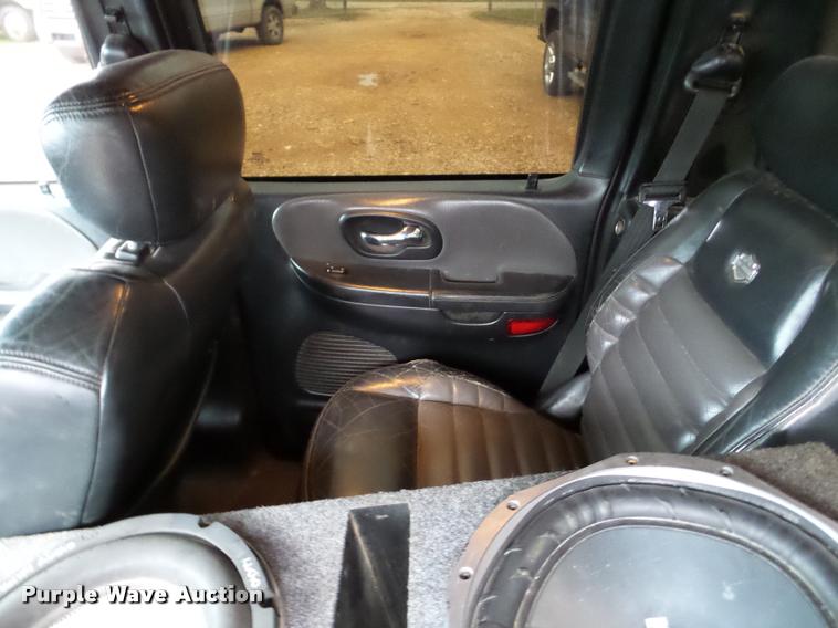 image for item DA2999 2002 Ford F150 Harley Davidson SuperCrew pickup truck