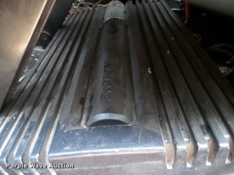 image for item DA2999 2002 Ford F150 Harley Davidson SuperCrew pickup truck