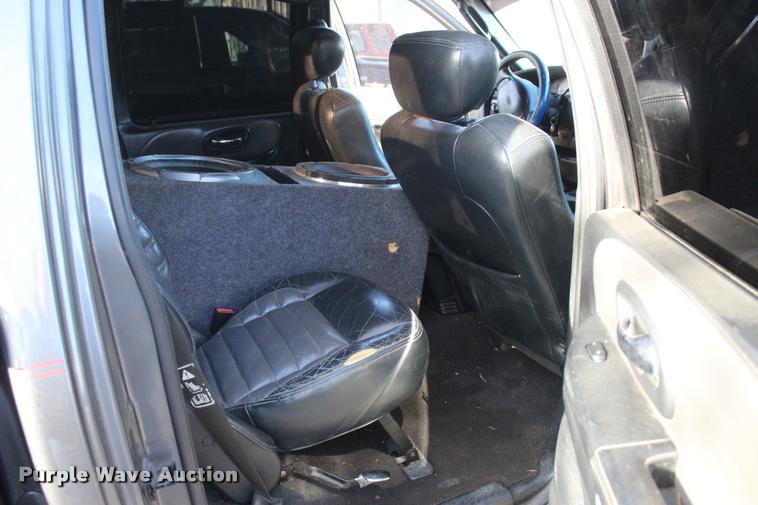 image for item DA2999 2002 Ford F150 Harley Davidson SuperCrew pickup truck