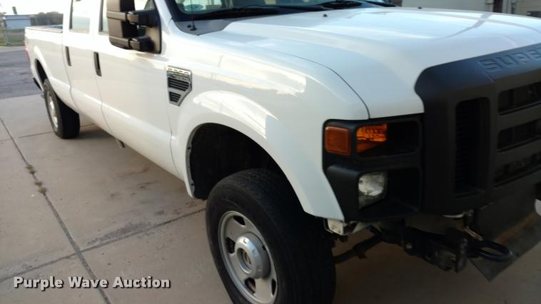 image for item DA4370 2008 Ford F250 Crew Cab pickup truck