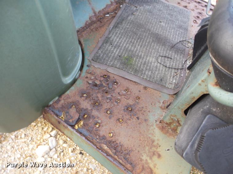 image for item DA5173 2002 John Deere Trail Gator utility vehicle