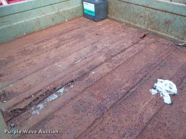 image for item DA5173 2002 John Deere Trail Gator utility vehicle