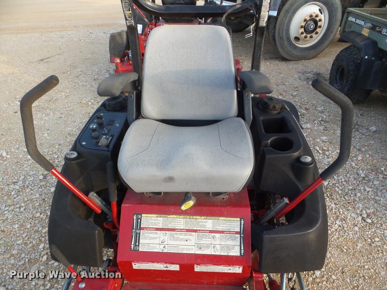 image for item DA5174 2011 Ferris IS3100Z lawn mower
