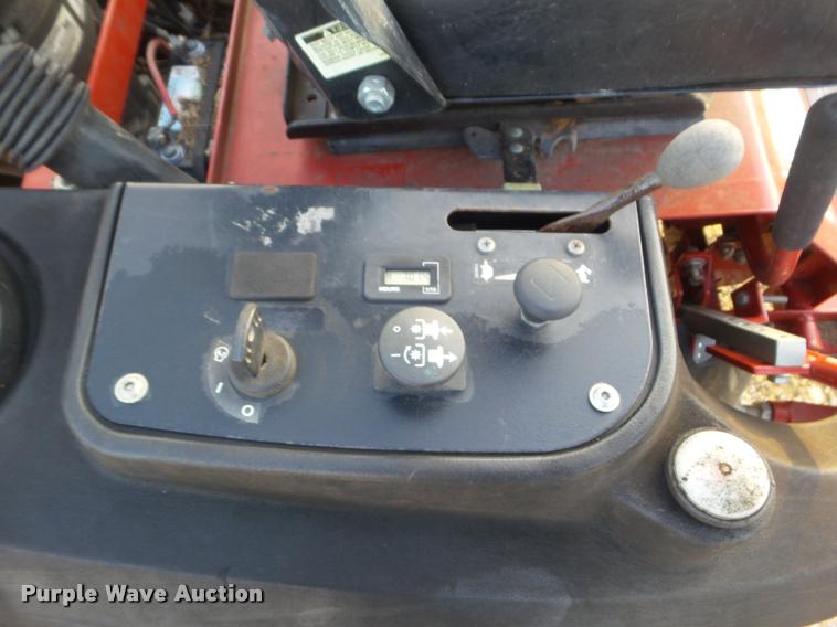 image for item DA5174 2011 Ferris IS3100Z lawn mower