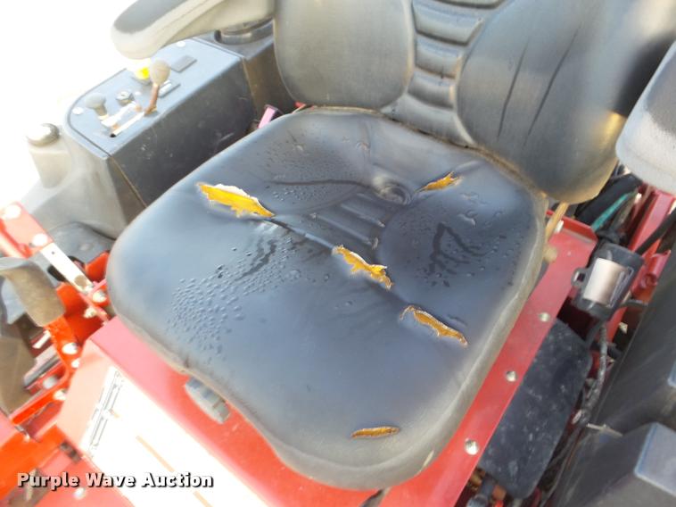 image for item DA5175 2010 Ferris IS3100Z lawn mower