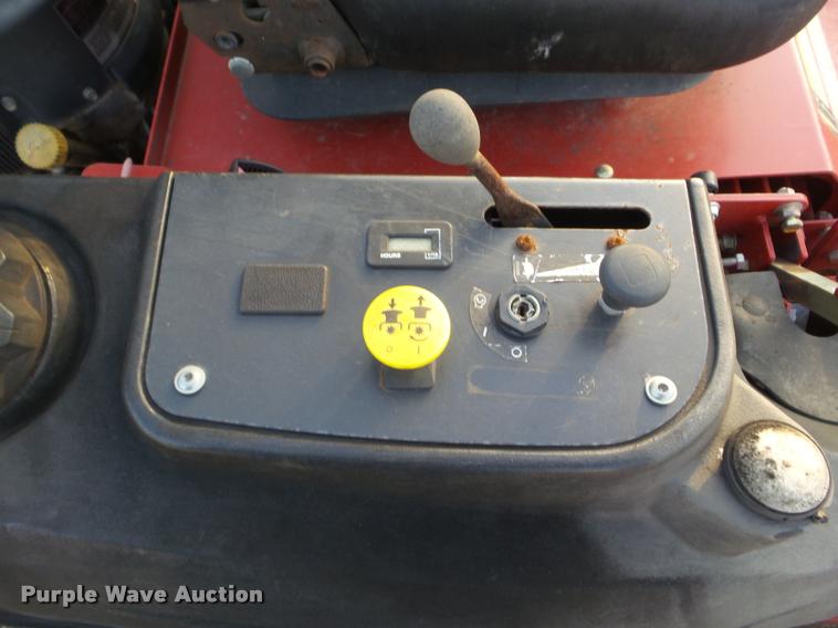 image for item DA5175 2010 Ferris IS3100Z lawn mower