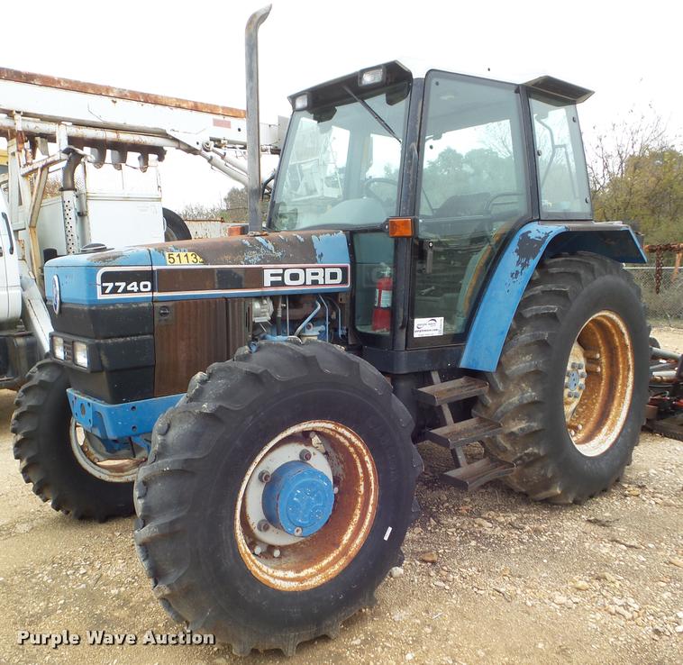 image for item DA5176 1994 Ford 7740 MFWD tractor