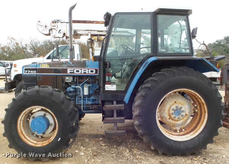image for item DA5176 1994 Ford 7740 MFWD tractor
