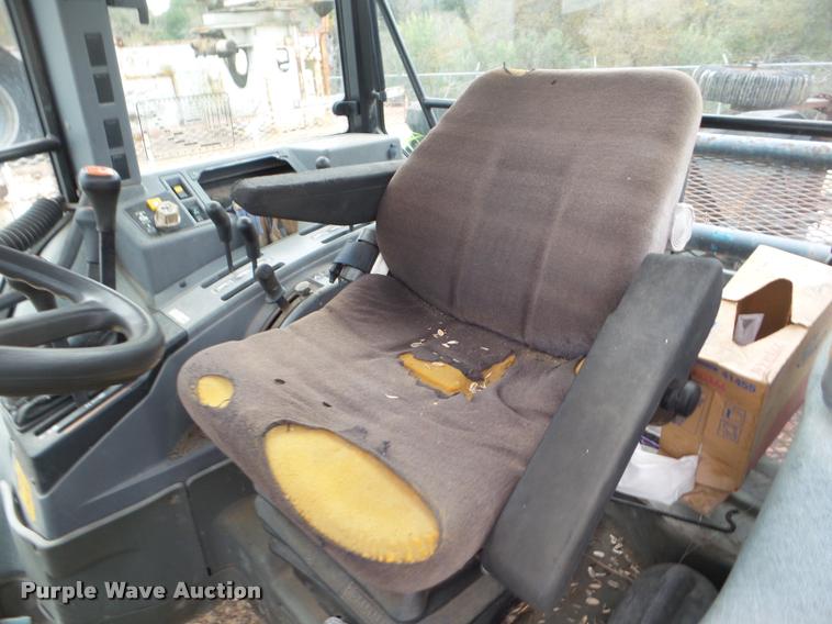 image for item DA5176 1994 Ford 7740 MFWD tractor