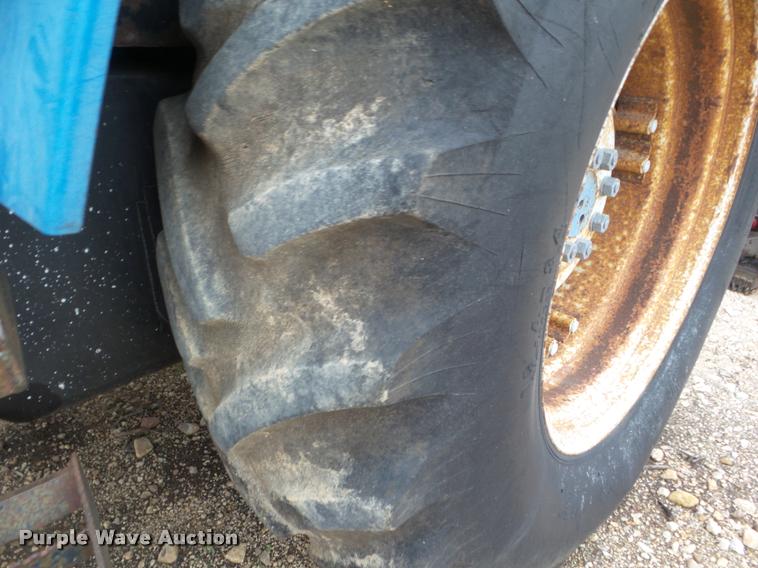 image for item DA5176 1994 Ford 7740 MFWD tractor