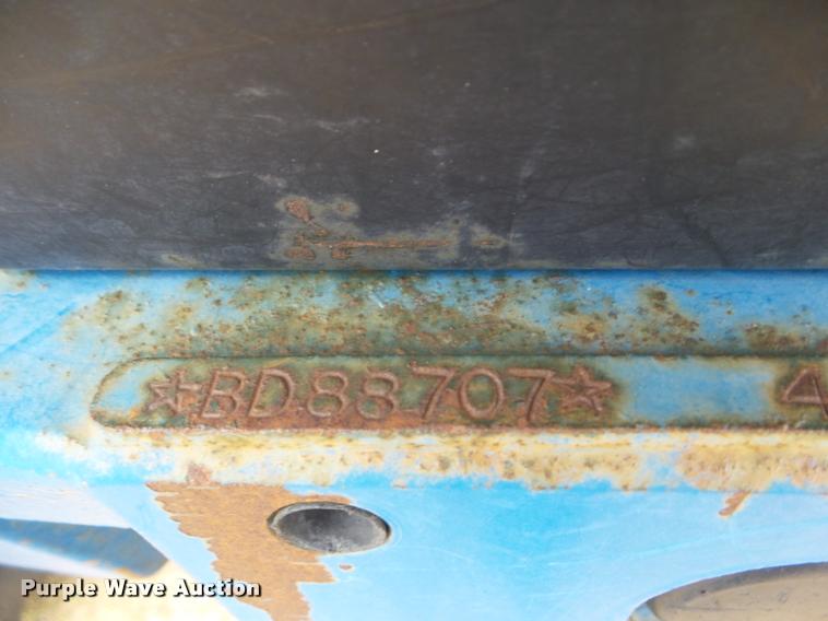 image for item DA5176 1994 Ford 7740 MFWD tractor