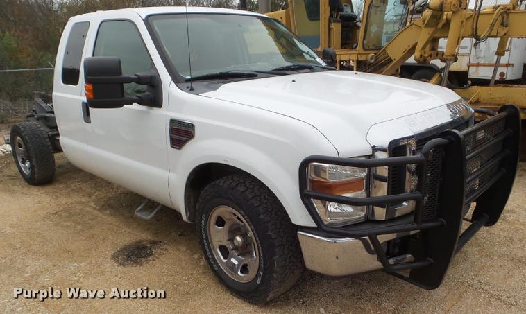 image for item DA5177 2009 Ford F350 Super Duty SuperCab pickup truck