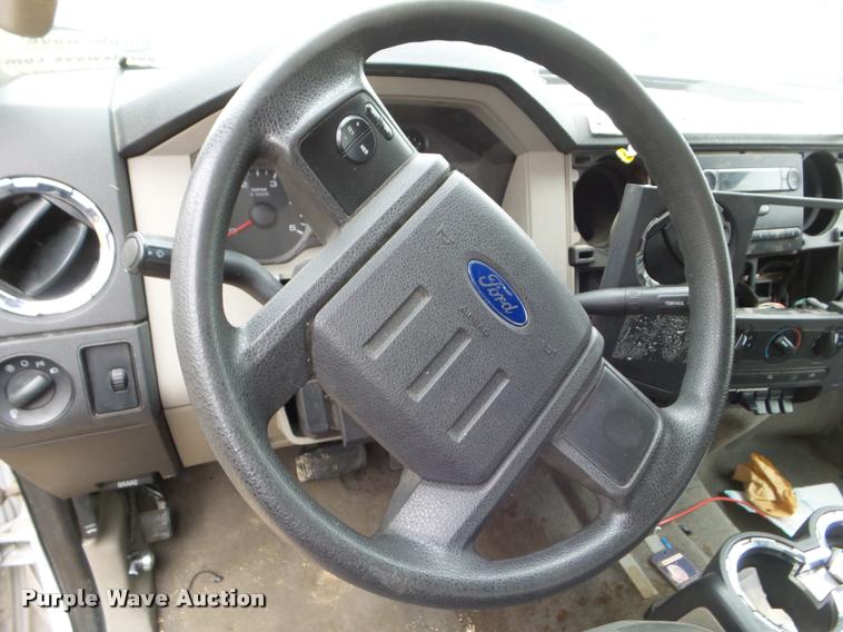 image for item DA5177 2009 Ford F350 Super Duty SuperCab pickup truck