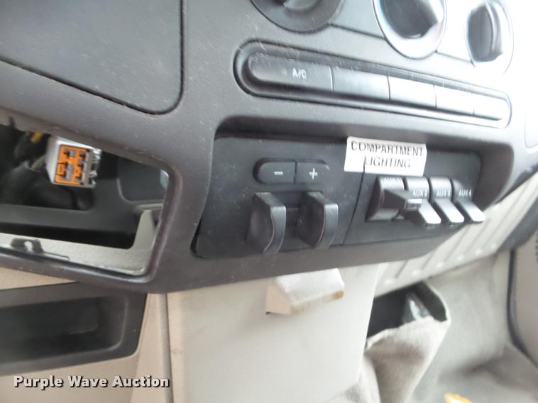 image for item DA5177 2009 Ford F350 Super Duty SuperCab pickup truck